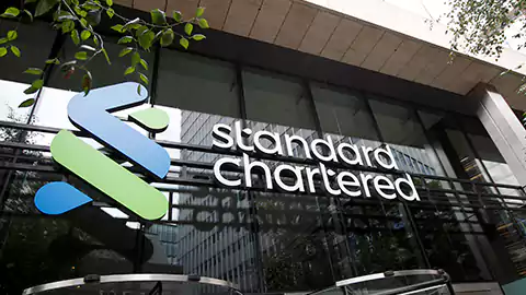 Standard Chartered unveils FX analysis videos enhanced with AI technology.
