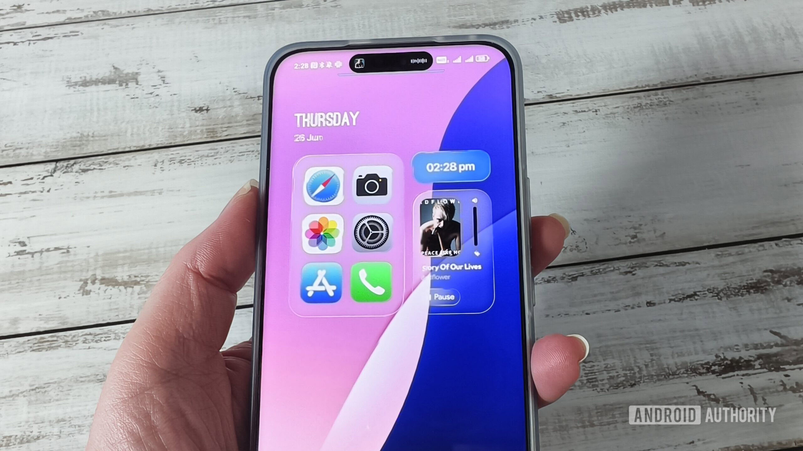 Transforming Android into an iOS Experience: Pros and Cons Explained